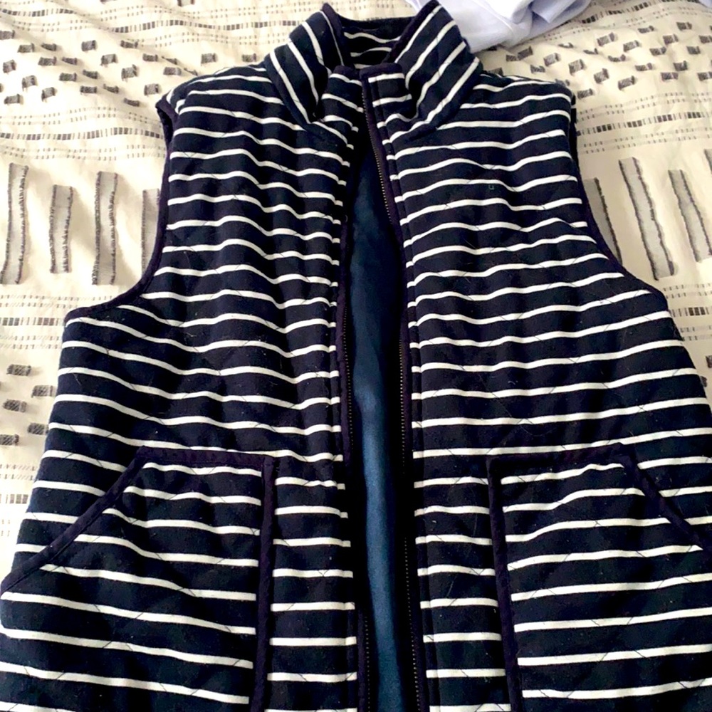 Stripped vest